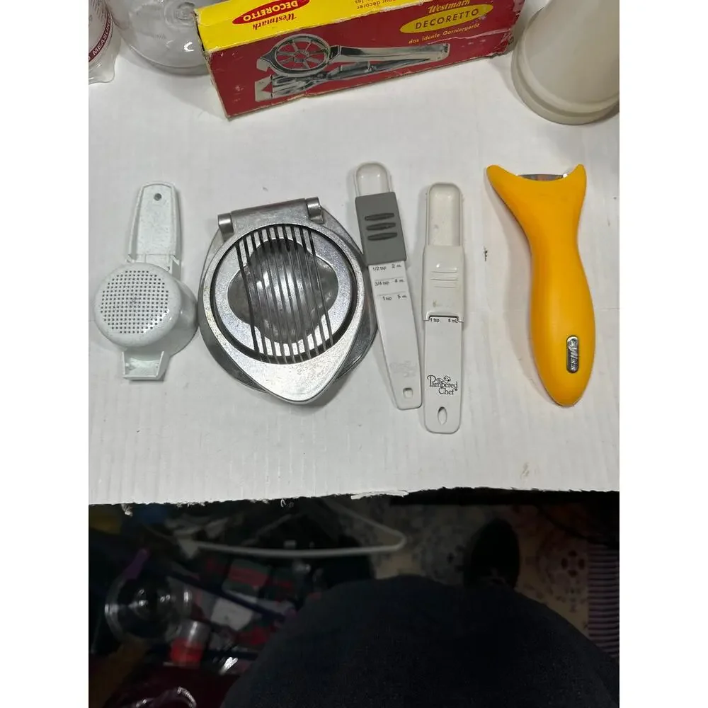 Unbranded mixed kitchen